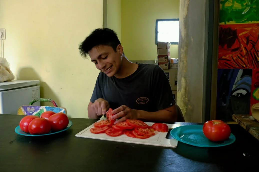 Cómo colaborar para la olla popular de todos los sábados