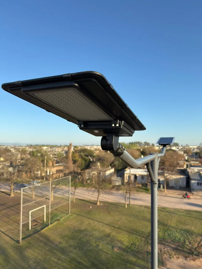 Una plaza del barrio Botta es la primera en VM con tecnología solar