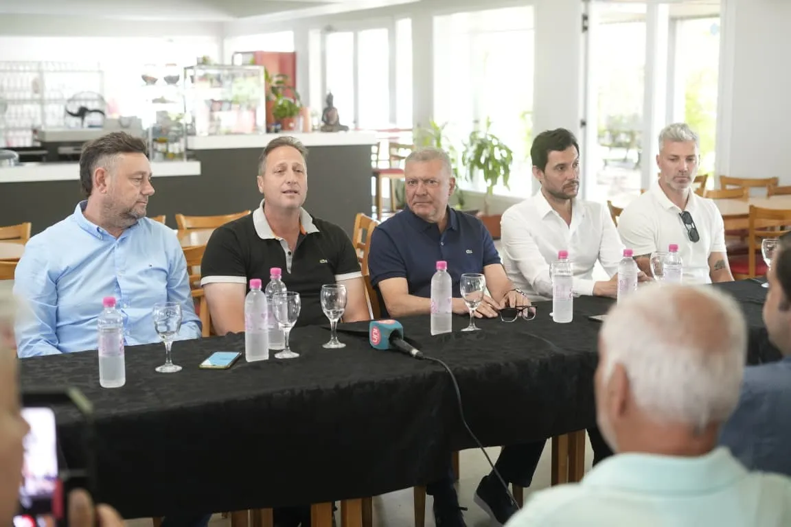 Inauguran el estadio de primera división de la Asociación Española
