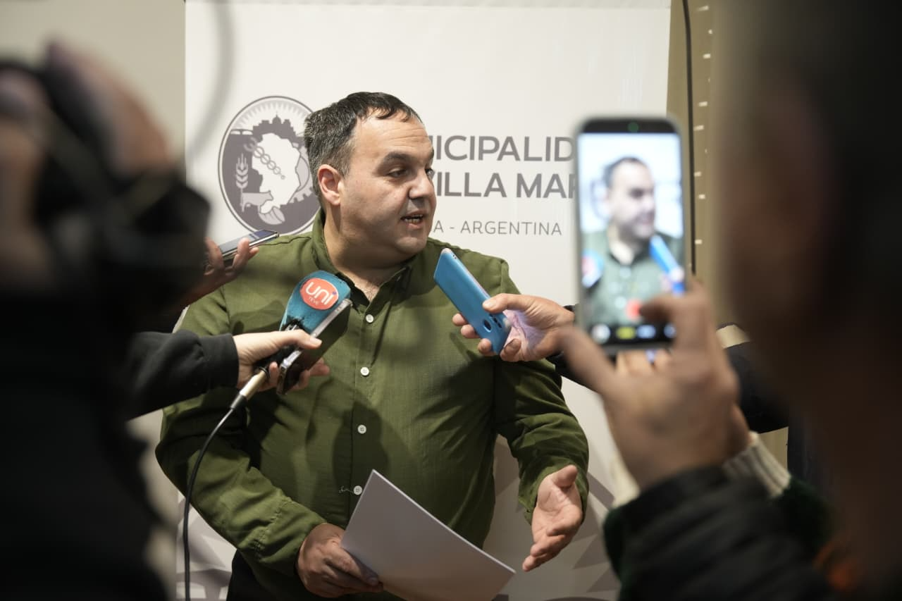 El nuevo whatsApp municipal para hacer reclamos tuvo 400 consultas por semana