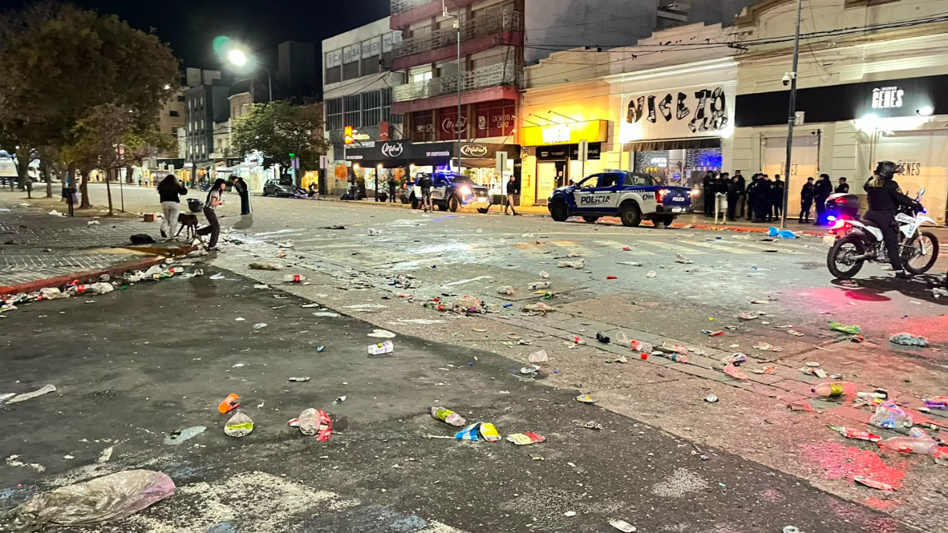 El centro de Villa María, pasadas las 22 del miércoles pasado, tras los disturbios
